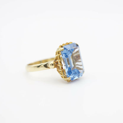 Vintage-Cocktailring mit blauem Spinell aus massivem 18K Gelbgold