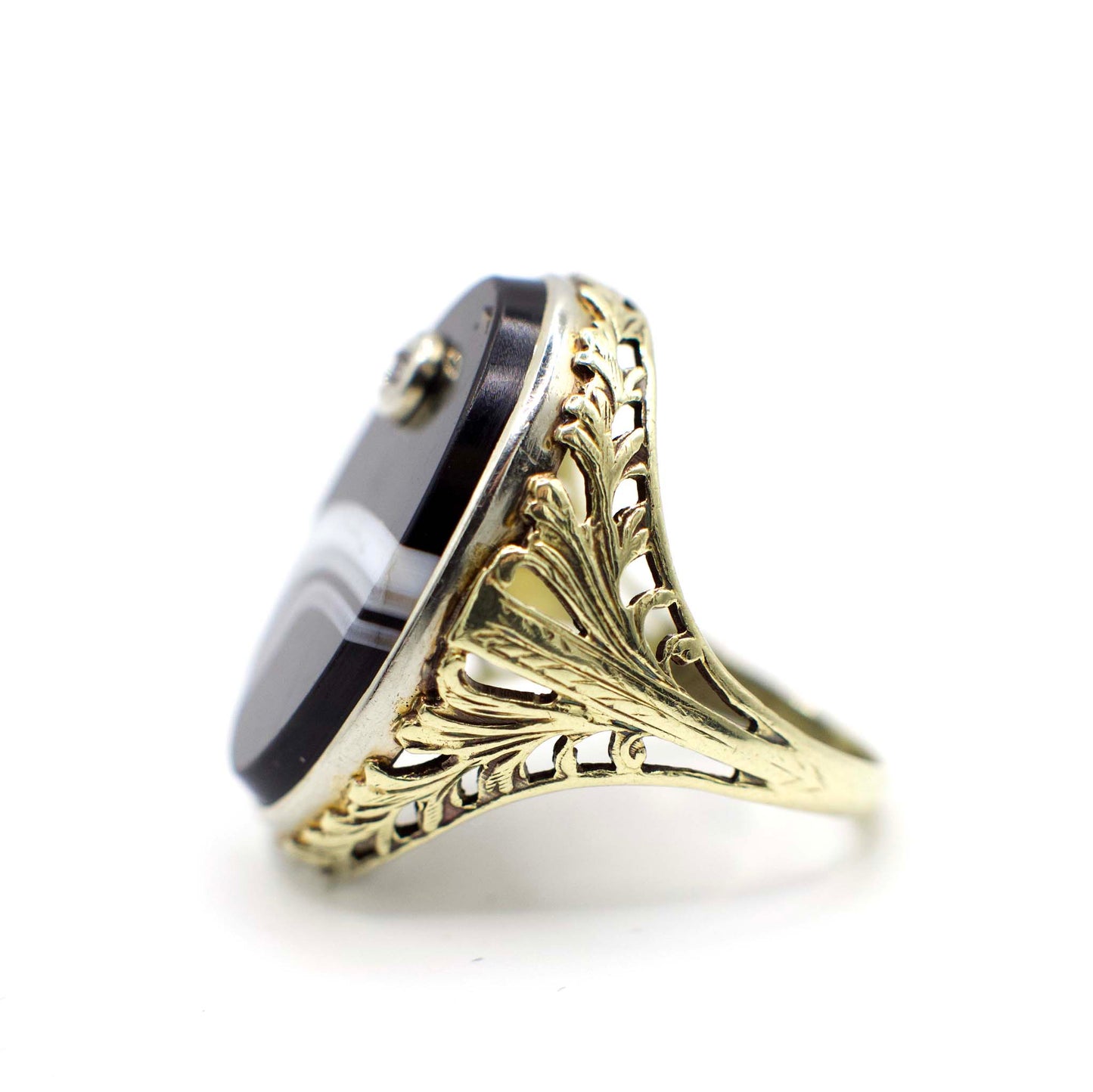 Art Deco Diamond and Banded Agate Filigree Statement Ring In 14K Yellow Gold
