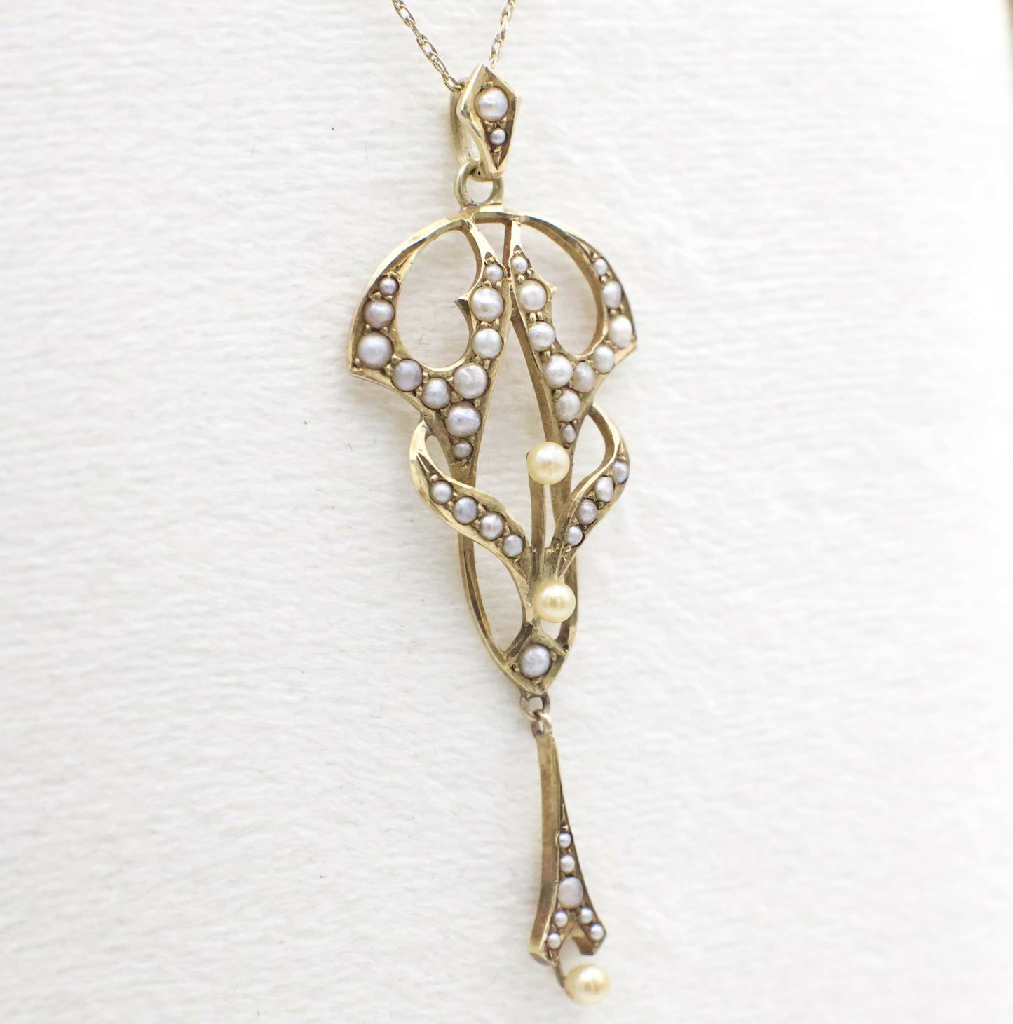 Antiker Jugendstil-Lavalier-Anhänger (nur Anhänger) um 1910 mit Saatperlen und 14K massivem Gelbgold