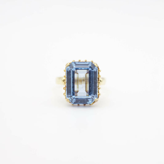 Vintage-Cocktailring mit blauem Spinell aus massivem 18K Gelbgold