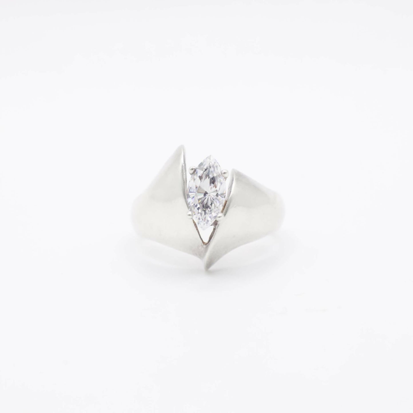 Vintage Marquis-Diamantimitation-Ring in Sterlingsilber